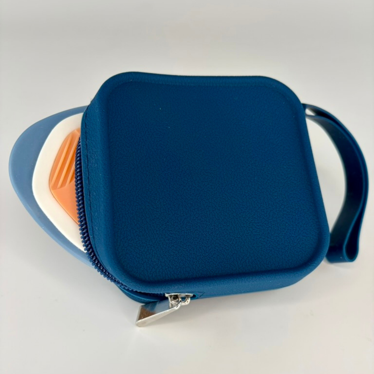 The UnWipe Carry Case