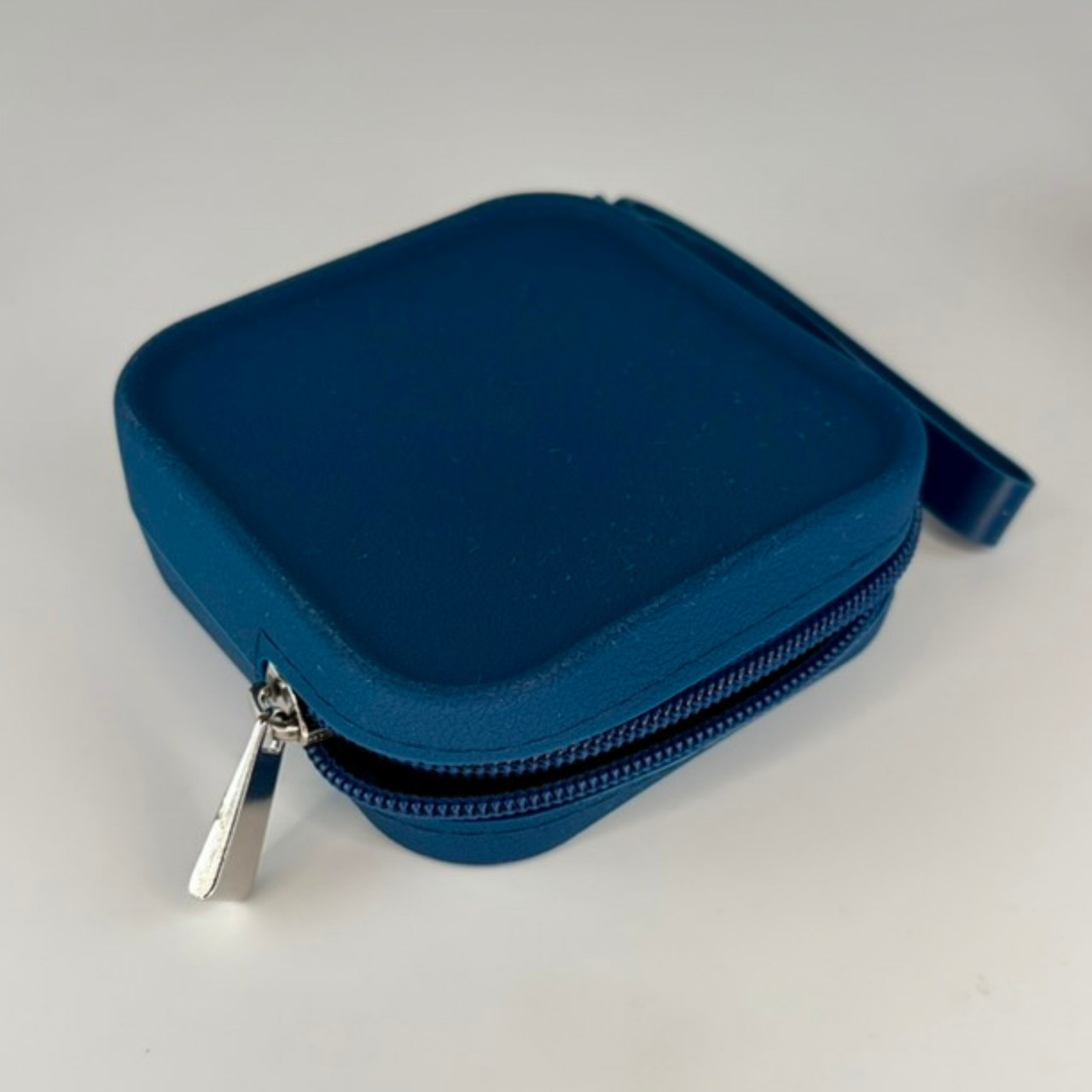 The UnWipe Carry Case